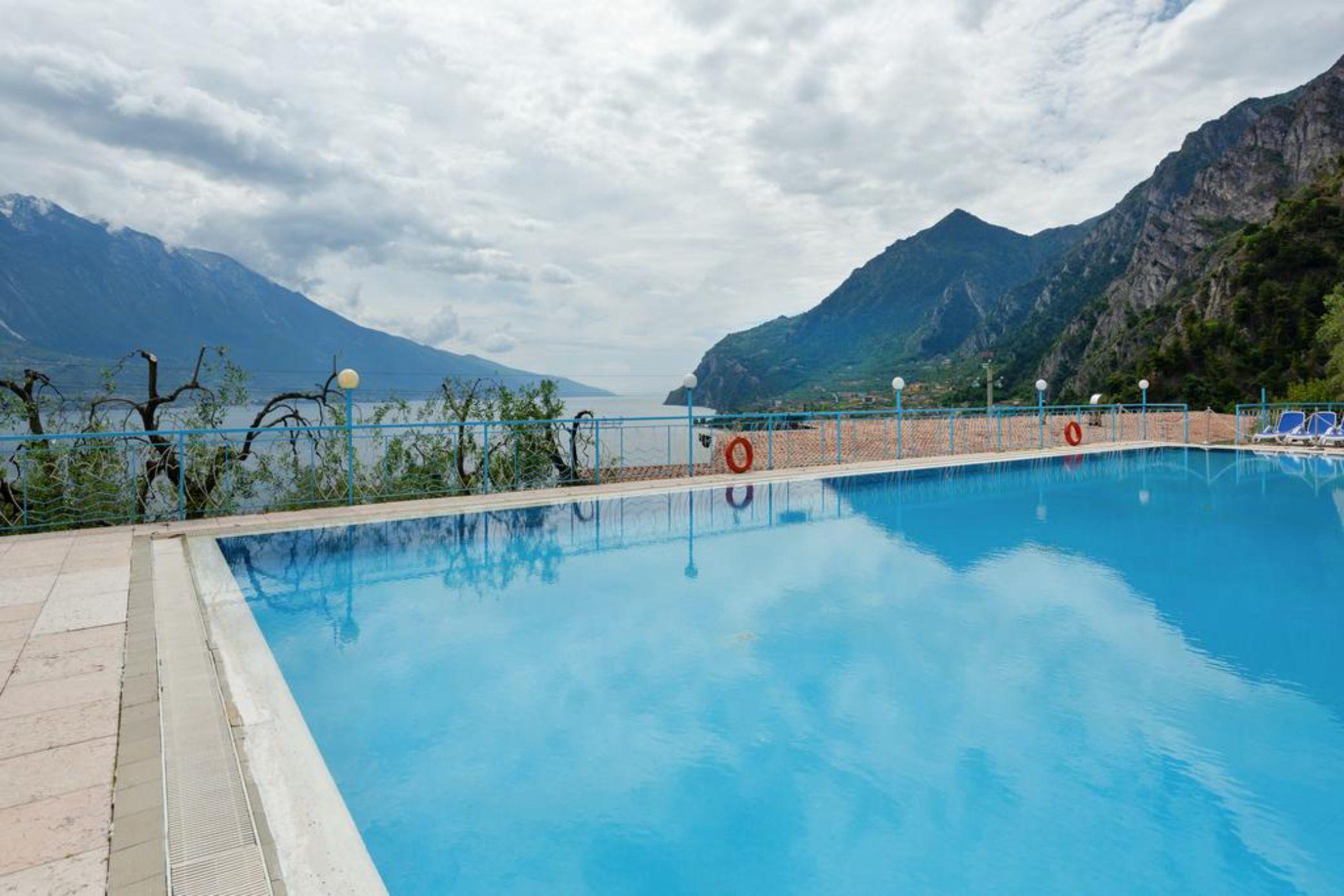 Centro Vacanze La Limonaia Лимоне-суль-Гарда Экстерьер фото